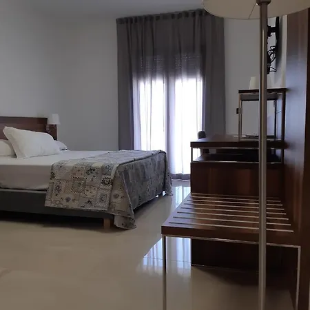 Morello Hotel 3*