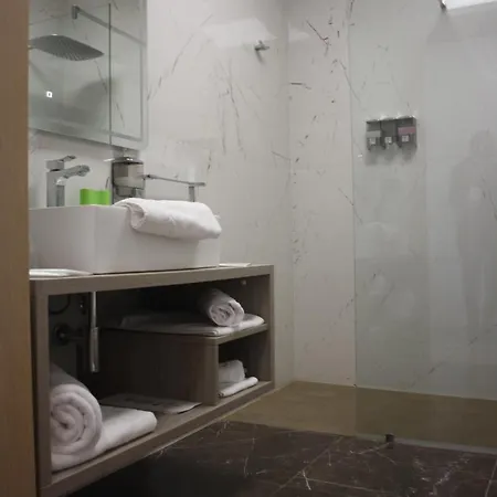 Morello Hotel 3*